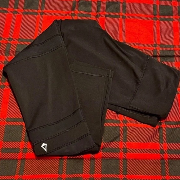 Ivivva By Lululemon Rhythmic Tight Se Mesh Stripe Leggings Size 12 Black Dance - Picture 8 of 10